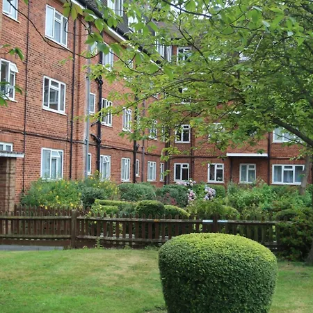 Wonderful Apartment In Wembley London Exterior photo